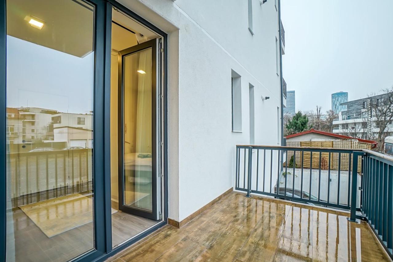 Bright Apartments Moments Away From Herastrau Park, Mall And Metro Bucureşti Ngoại thất bức ảnh